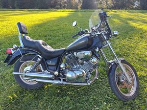 YAMAHA VIRAGO 1100 CANTON BERNE -