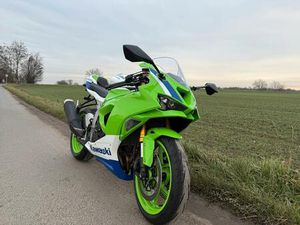 KAWASAKI ZX 6R 2024