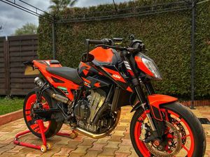 KTM 890 DUKE GP