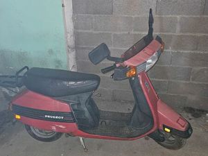SCOOTER PEUGEOT SC 50