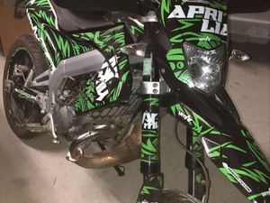 MOTO APRILIA SX 50 FACTORY