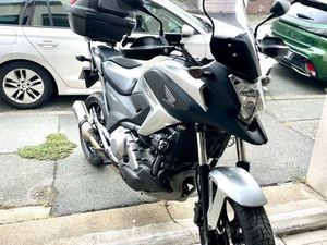 HONDA NC700X DCT