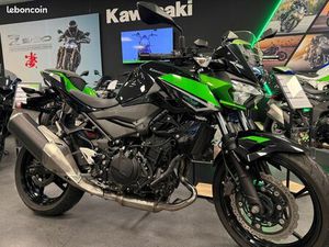 KAWASAKI Z400 CHEZ FLERS MOTOS