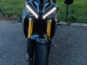 SPEED TRIPLE SOUS GARANTIE 2028