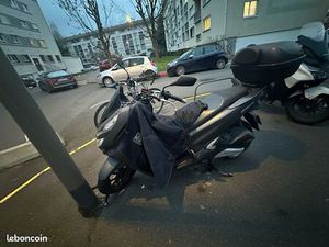 SCOOTER HONDA PCX 125