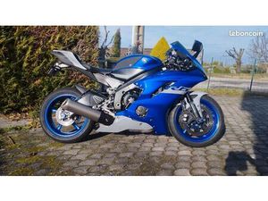 YAMAHA R6 DE 2020