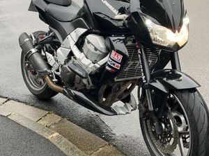 KAWASAKI Z750