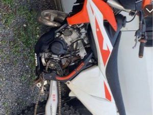 MOTO CROSS 125 KTM
