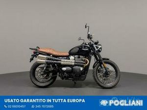 TRIUMPH STREET SCRAMBLER 900