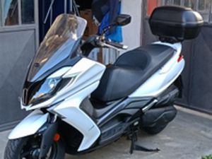 SCOOTER MODELLO KYMCO DOWNTOWN 350 ABS