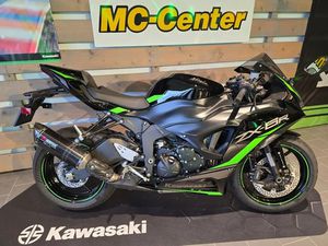 KAWASAKI NINJA ZX-6R NY MED PERFORMANCE PAKET • 2025