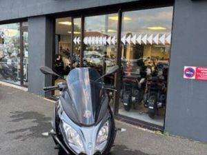 PIAGGIO MP3 300 HPE ABS ASR EURO5 2019 300 CM3 | SCOOTER | 3 270 KM | NOIR | 64200 BIARRITZ