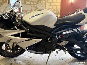 TRIUMPH DAYTONA 675 SE