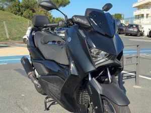 YAMAHA XMAX 300 TECH MAX – 2024