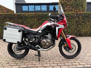 ② HONDA CRF 1000 AFRICA TWIN