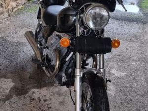 MOTO ROUTIÈRE GUZZI