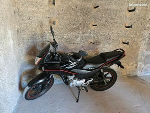 HONDA 125 CBF