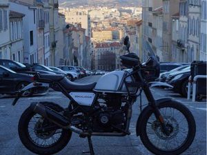 ROYAL ENFIELD HIMALAYAN 411