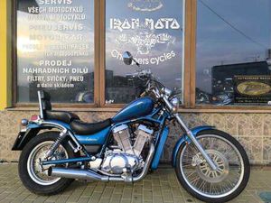 SUZUKI VS 750 INTRUDER