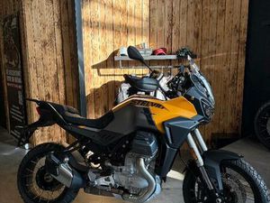 ② MOTO GUZZI STELVIO 2025