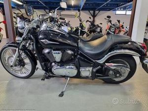 KAWASAKI VN 900 CUSTOM - SOLO 737 KM