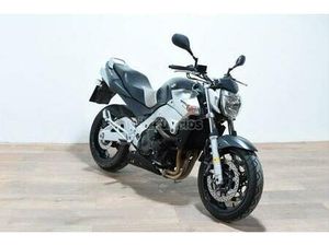 SUZUKI - GSR 600