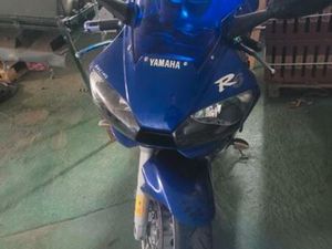 YAMAHA - R6