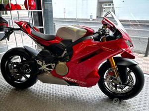 DUCATI PANIGALE V4 R