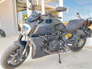 DUCATI DIAVEL 1260 DARK STEALTH