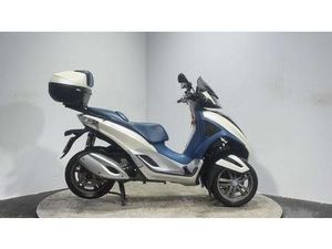 PIAGGIO MP3 300 YOURBAN LT 2015 3K NEW MOT NEW TYRES TRIKE 3 WHEELER 300 CC 278 CC