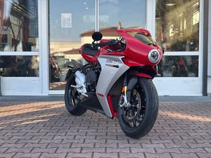 MV AGUSTA SUPERVELOCE 800 VORFÜHRER