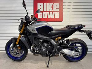 YAMAHA MT09 SP ÖHLINS, NU I BUTIK • 2024