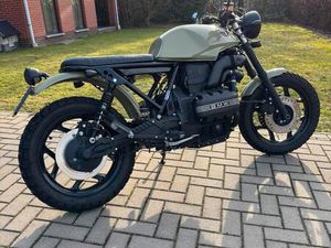② BMW K75 SCRAMBLER