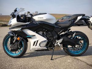 CFMOTO 675SR-R / AM LAGER