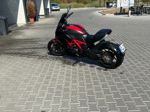 DUCATI DIAVEL 1260 CARBON →