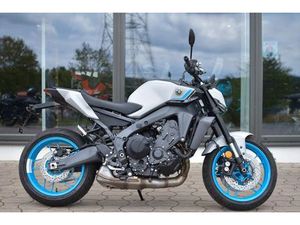 YAMAHA MT 09