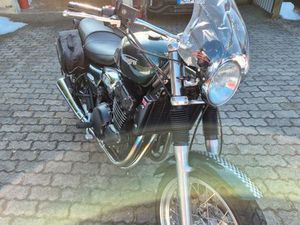 TRIUMPH LEGEND TT 900