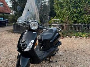 SCOOTER ZWART SYM FIDDLE II 50S — SCOOTERS | SYM — MARKTPLAATS