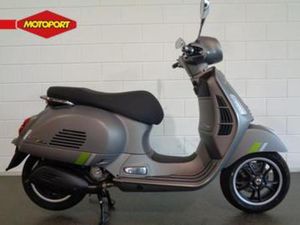 VESPA GTS 300 SUPER TECH (BJ 2025) — MOTOREN | OVERIGE MERKEN — MARKTPLAATS