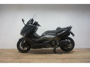 YAMAHA - T-MAX 530