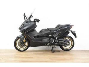 YAMAHA - TMAX