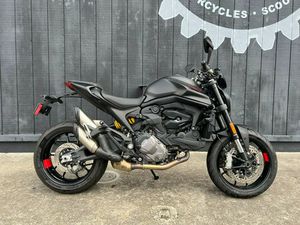 2021 DUCATI MONSTER