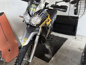 VOGE 300 RALLY IMPECAVEL ODIVELAS