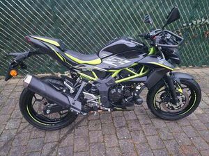 ② KAWASAKI Z 125 2022