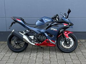 KAWASAKI NINJA 500 SE