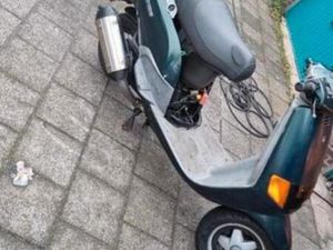 SKR 183 A1 LEES BESCHRIJVING FRAME OOK LOSS TE KOOP — SCOOTERS | PIAGGIO — MARKTPLAATS