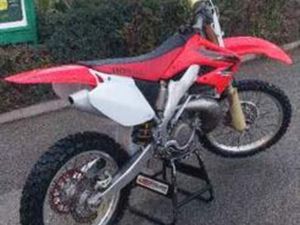 HONDA - CR 250 2 TIEMPOS