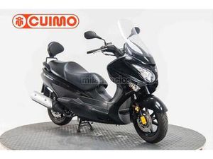 SUZUKI - BURGMAN 200