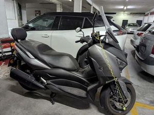 YAMAHA - XMAX 300 ABS