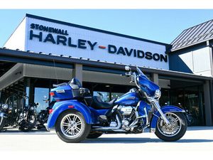 2017 TRI GLIDE® ULTRA